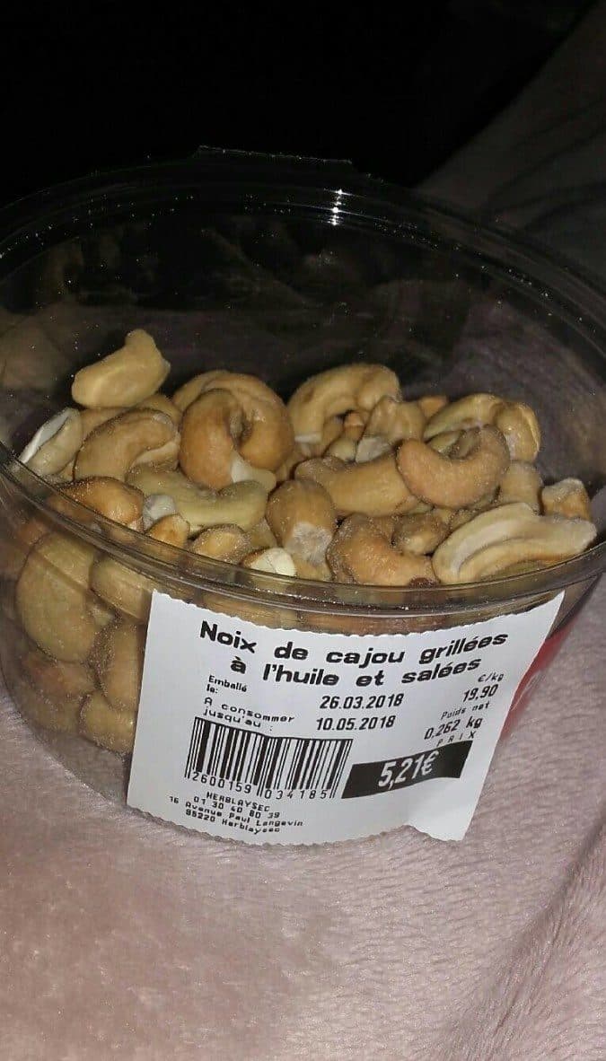 Open Food Facts Noix de cajou grillées à l'huile et salées packshot