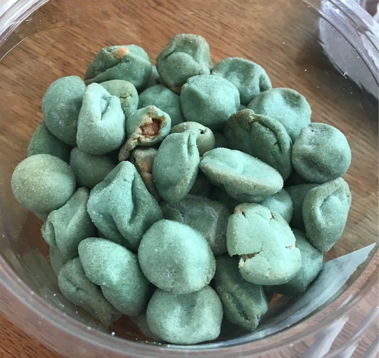 Open Food Facts Biscuits soufflés aux arachides et enrobés au wasabi packshot