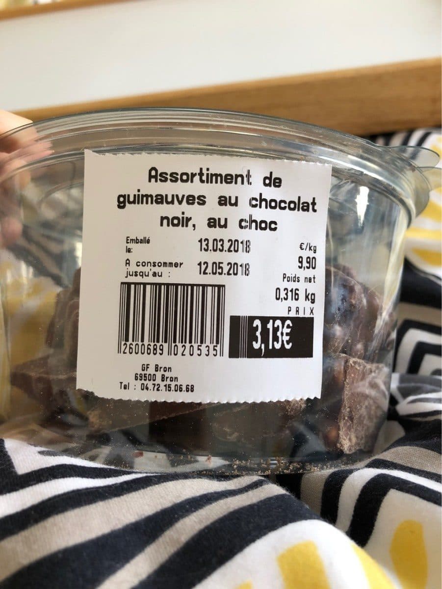 Open Food Facts Assortiement de guimauve au chocolat noir packshot