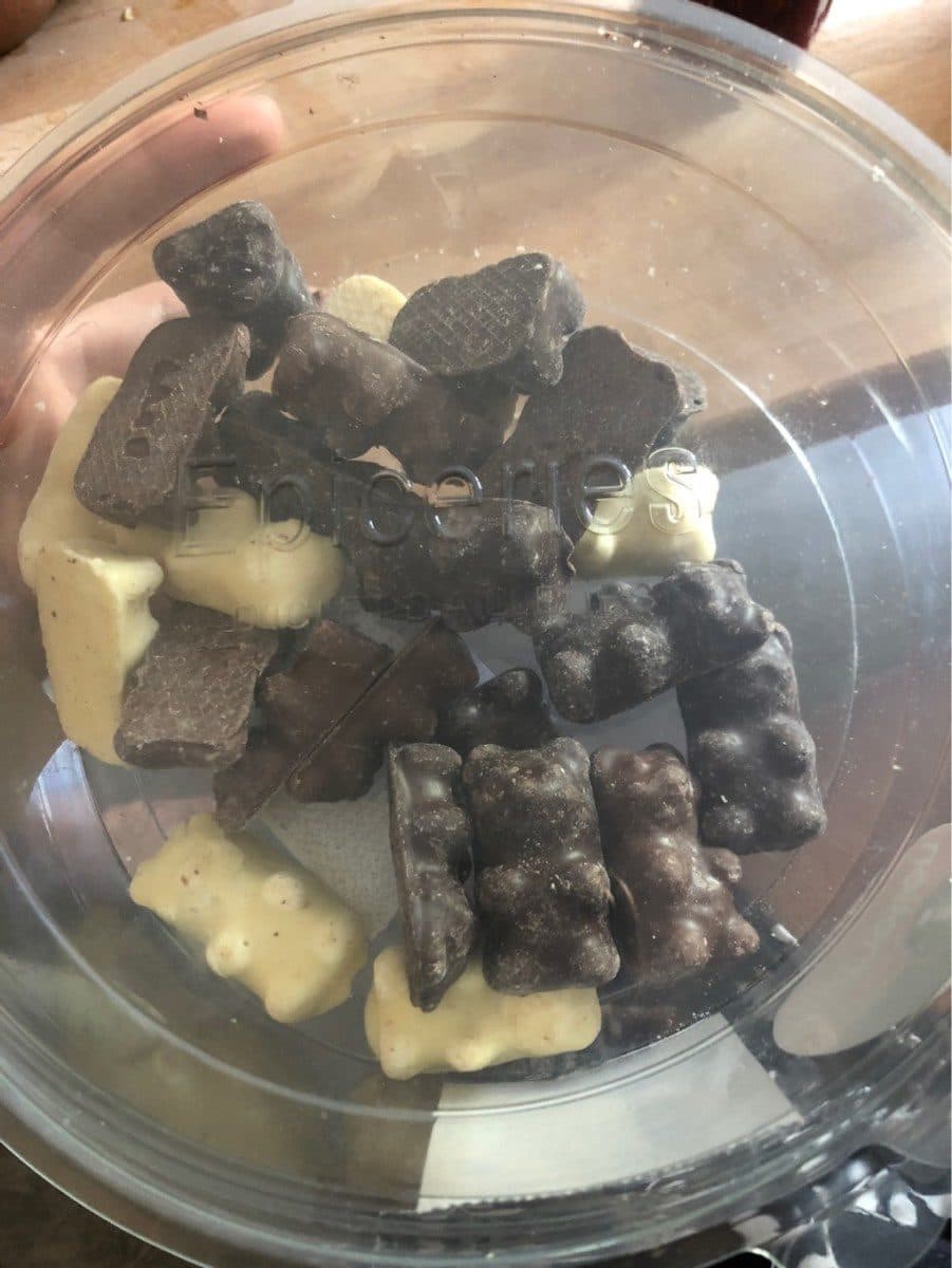 Open Food Facts Assortiment de guimauves aux chocolats packshot