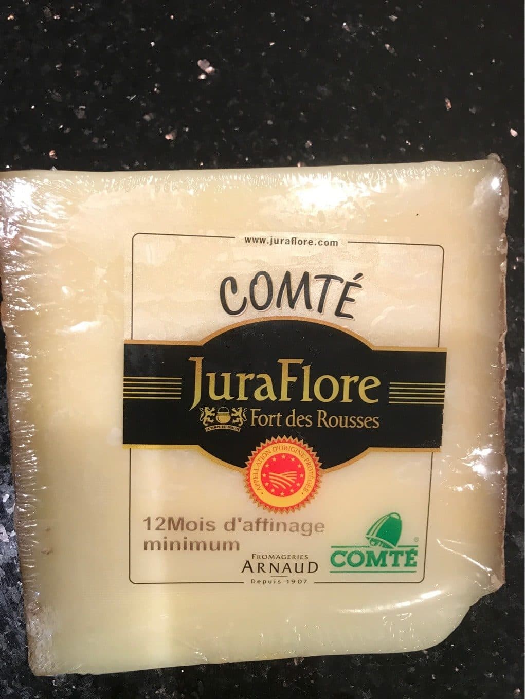 Fromageries Arnaud Comté Juraflore packshot
