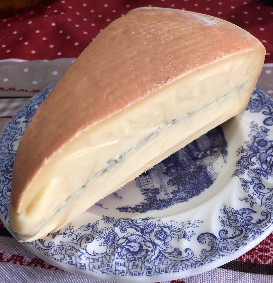 Open Food Facts Morbier AOP packshot