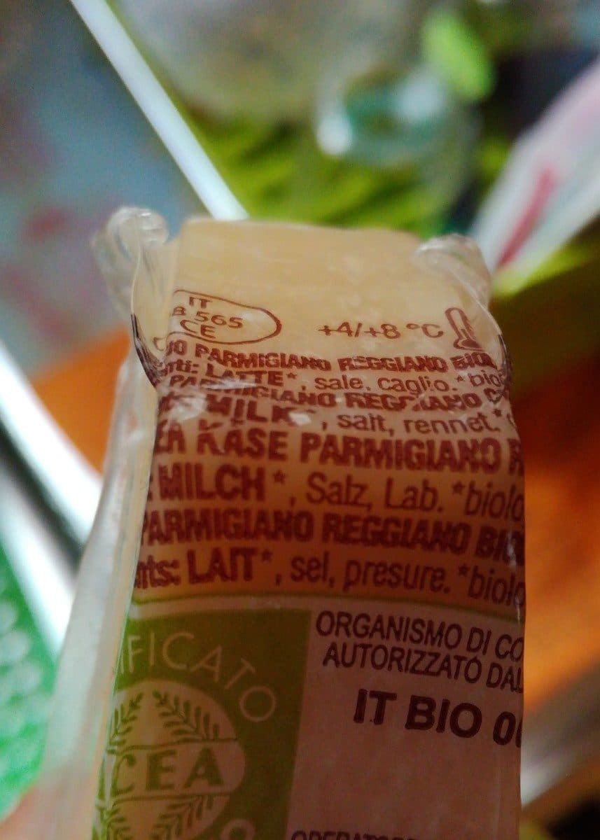 Bio Hombre Parmigiano Reggiano packshot