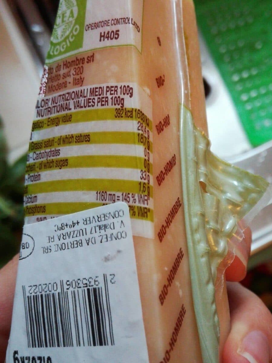 Bio Hombre Parmigiano Reggiano packshot