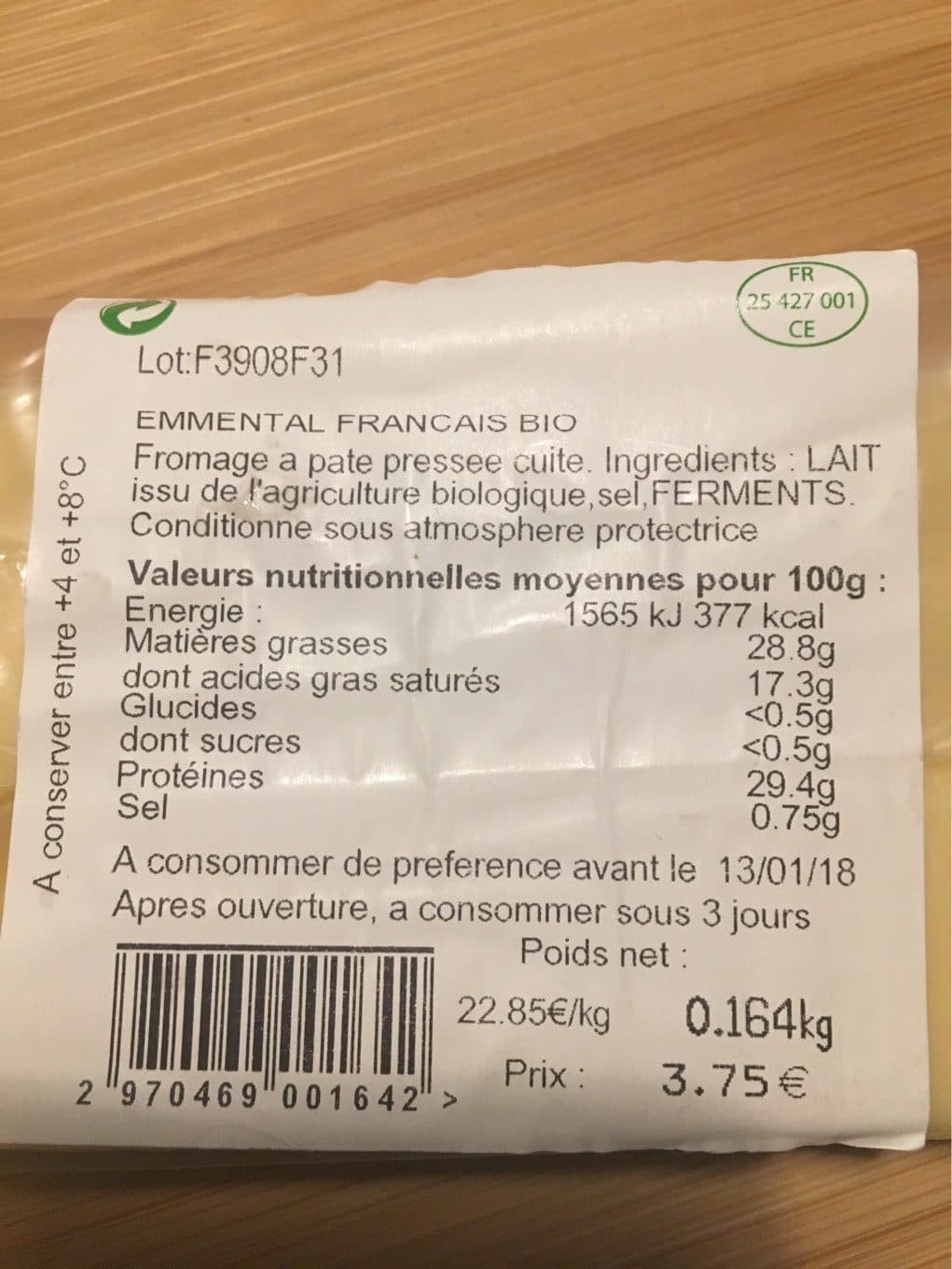 La Vie Claire Emmental packshot
