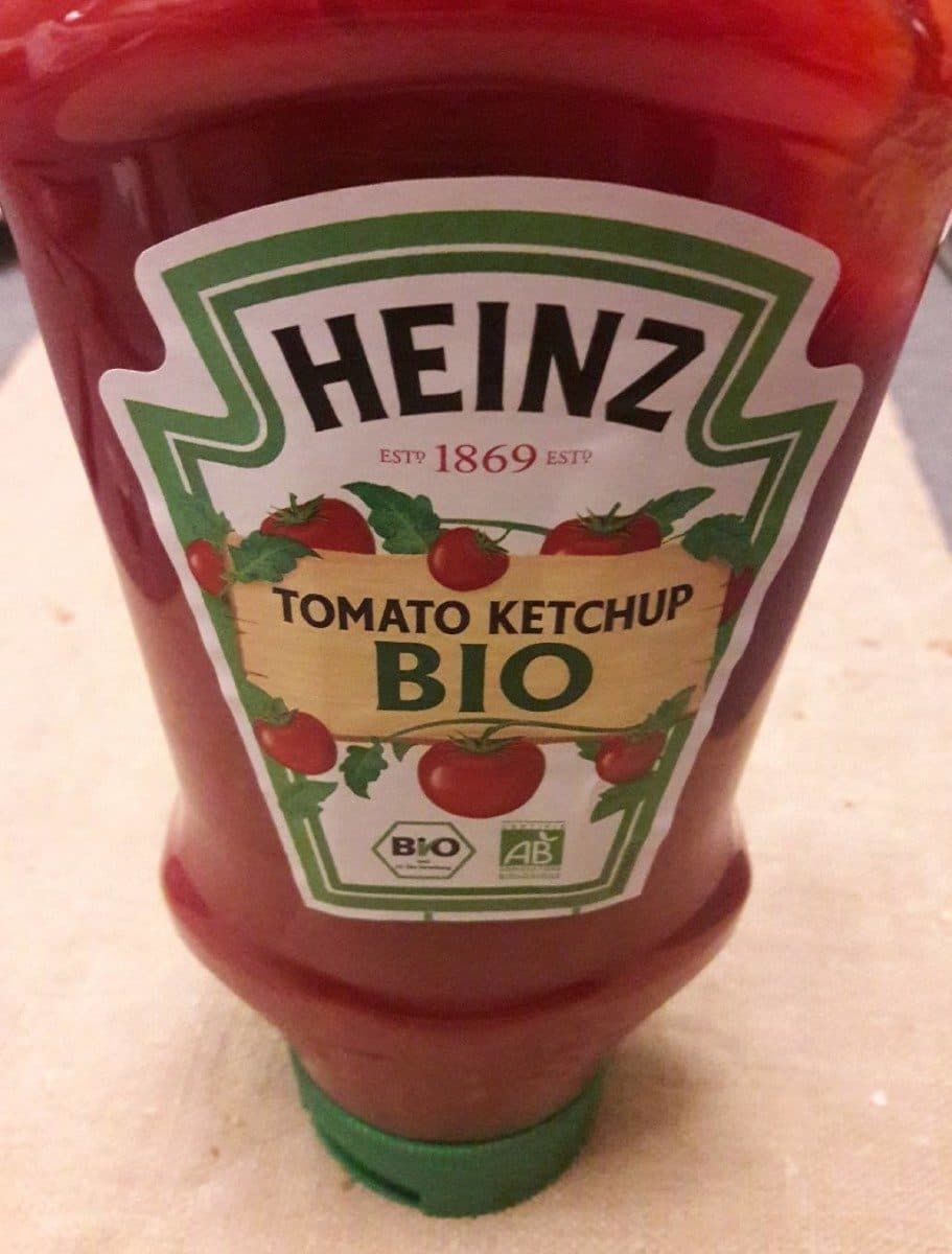 Heinz Tomato ketchup bio packshot
