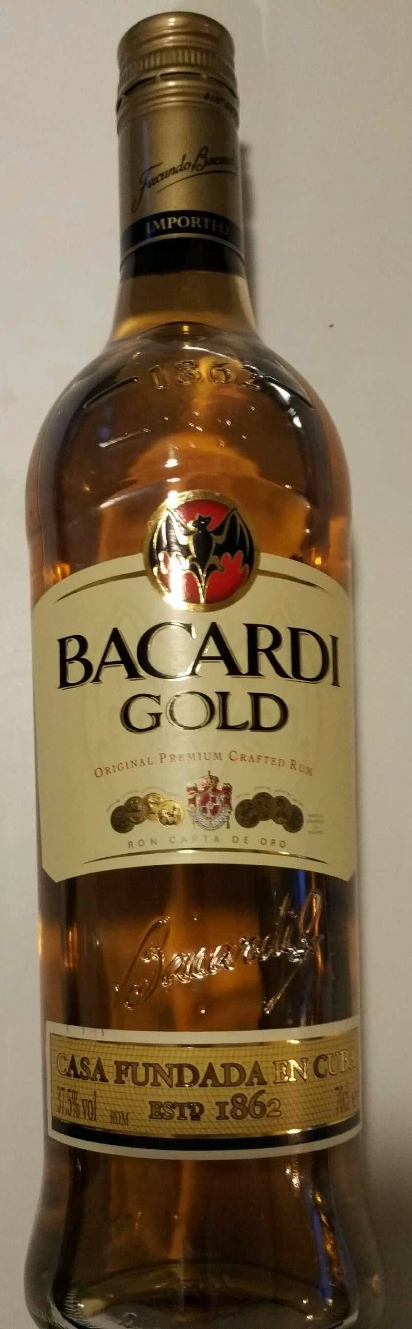 Bacardi Gold Rum packshot