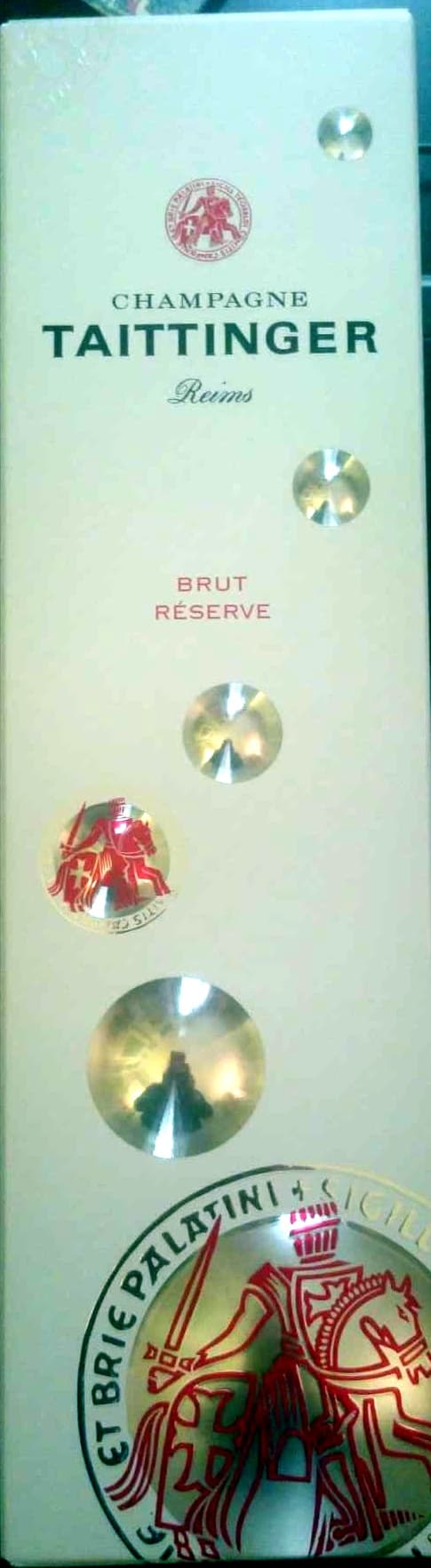 Champagne Taittinger Champagne brut réserve packshot