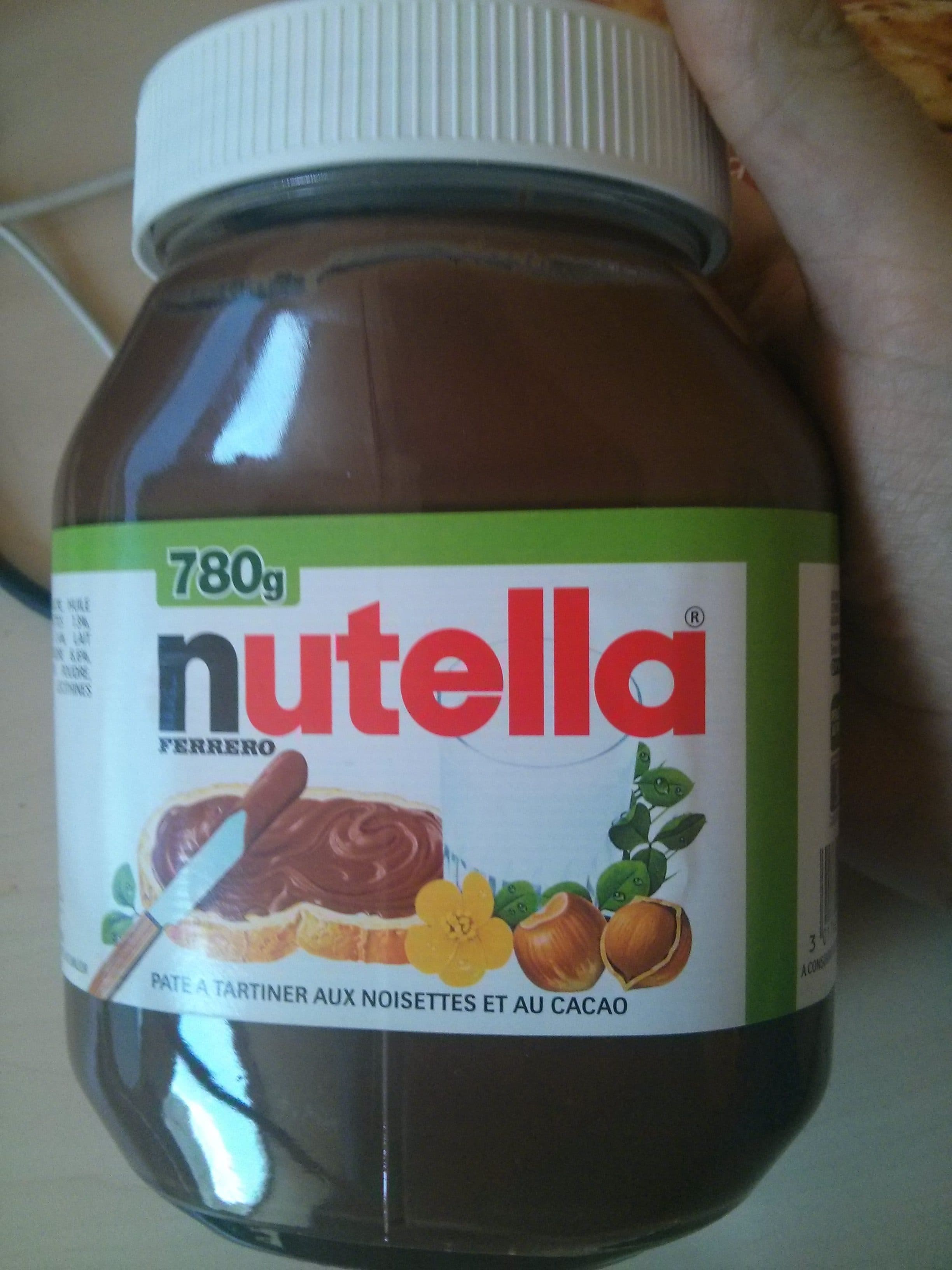 Ferrero 3017624047813 packshot