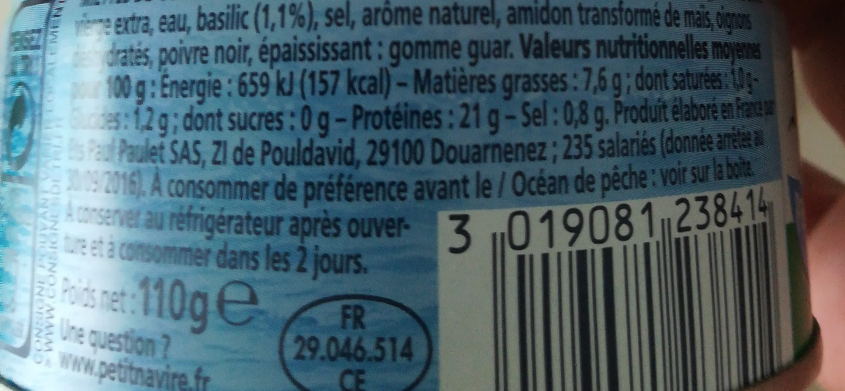 Petit navire Emietté de colin d'Alaska packshot