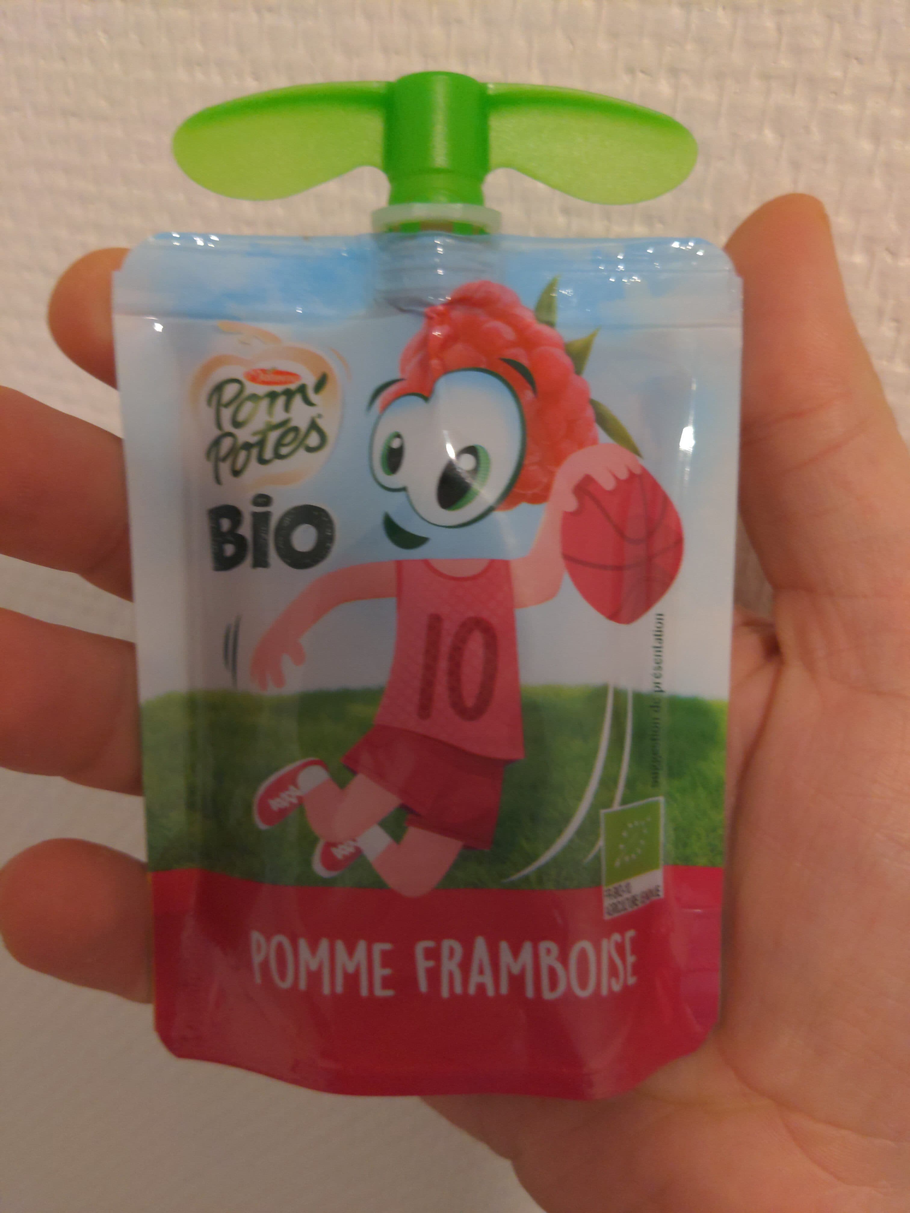 materne Compote pomme framboise packshot