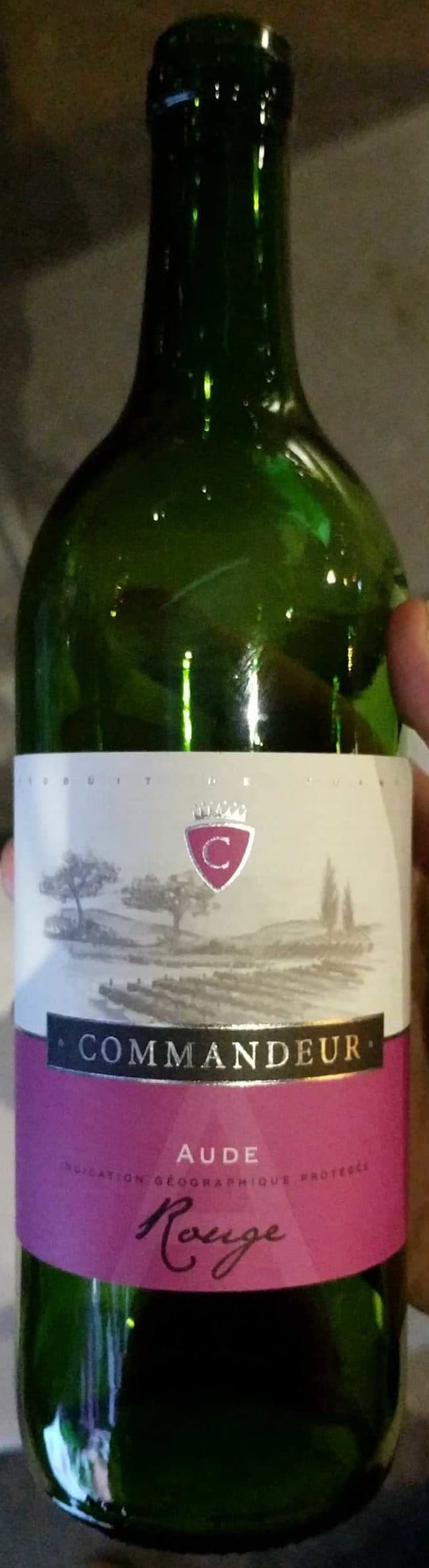 Commandeur Aude Rouge packshot
