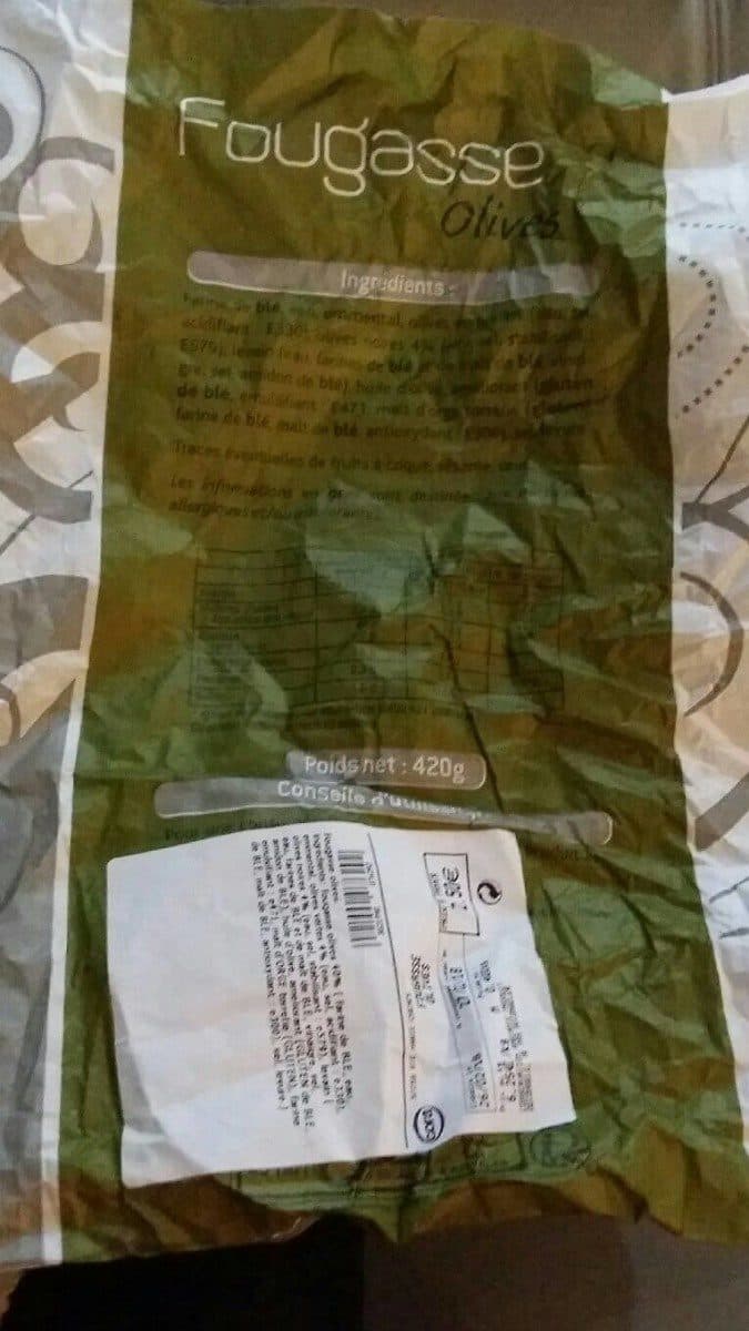 Cora Fougasse olives packshot