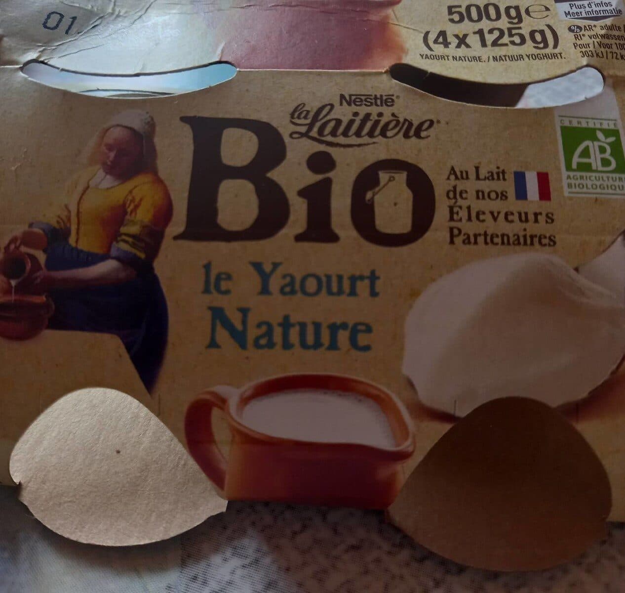 Nestlé Bio le Yaourt Nature packshot