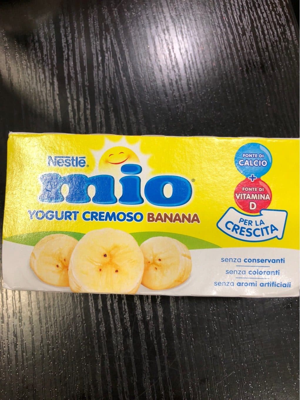 Nestlé Yogurt cremoso banana packshot