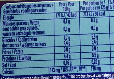Nestlé Sveltesse Ferme & Fondant saveur Mûre-Myrtille packshot