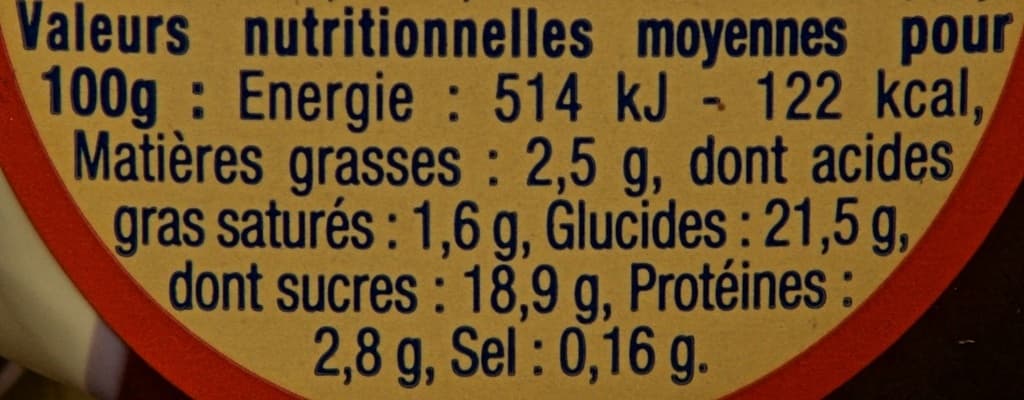 Danette Danette saveur chocolat sur lit aux poires Danone packshot