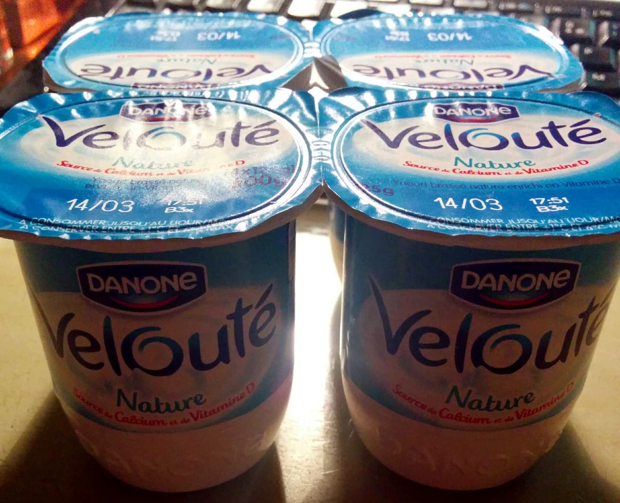 Danone Velouté Nature packshot