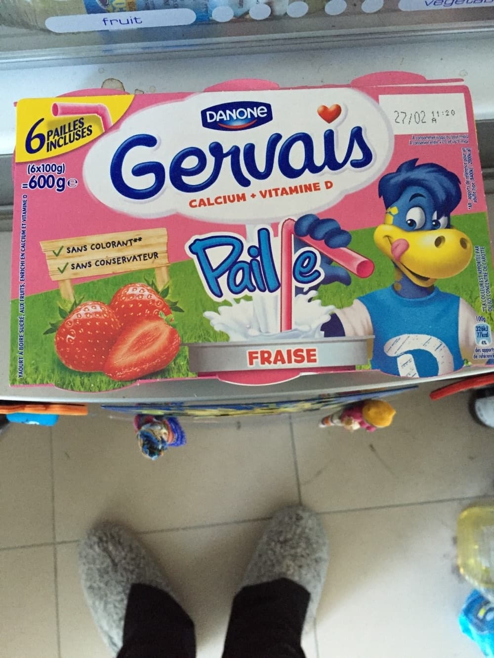 Danone Paille fraise de Gervais packshot