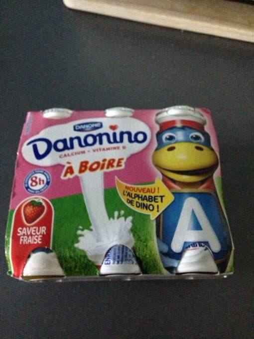 Danone Gervais à Boire Fraise packshot