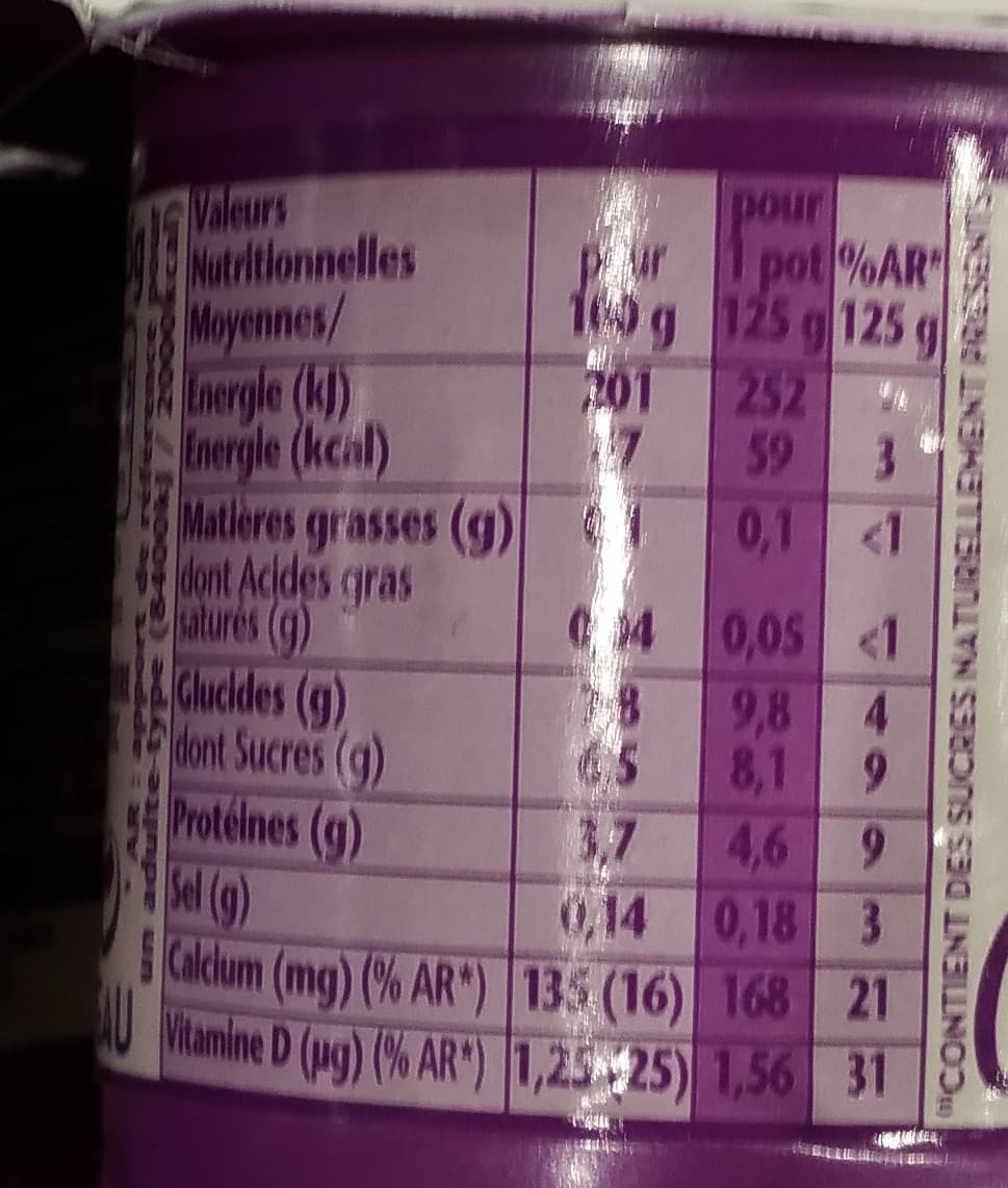 Danone Taillefine aux fruits - Pruneau packshot