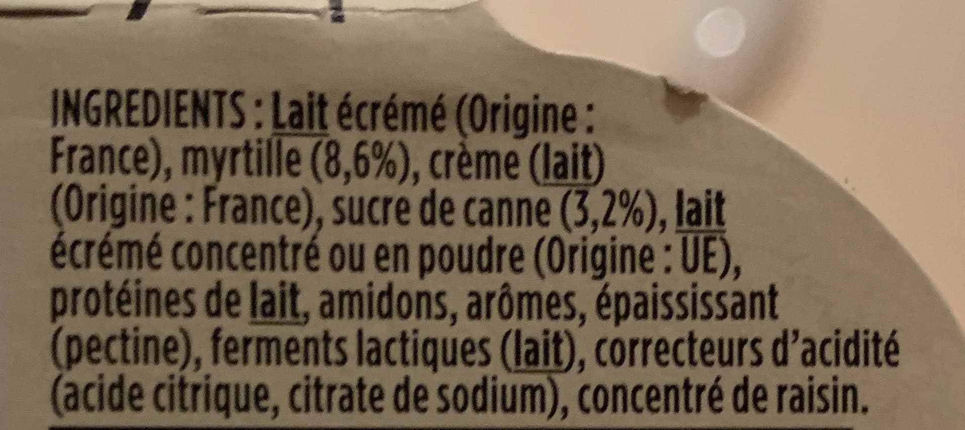 Danone Light &free packshot