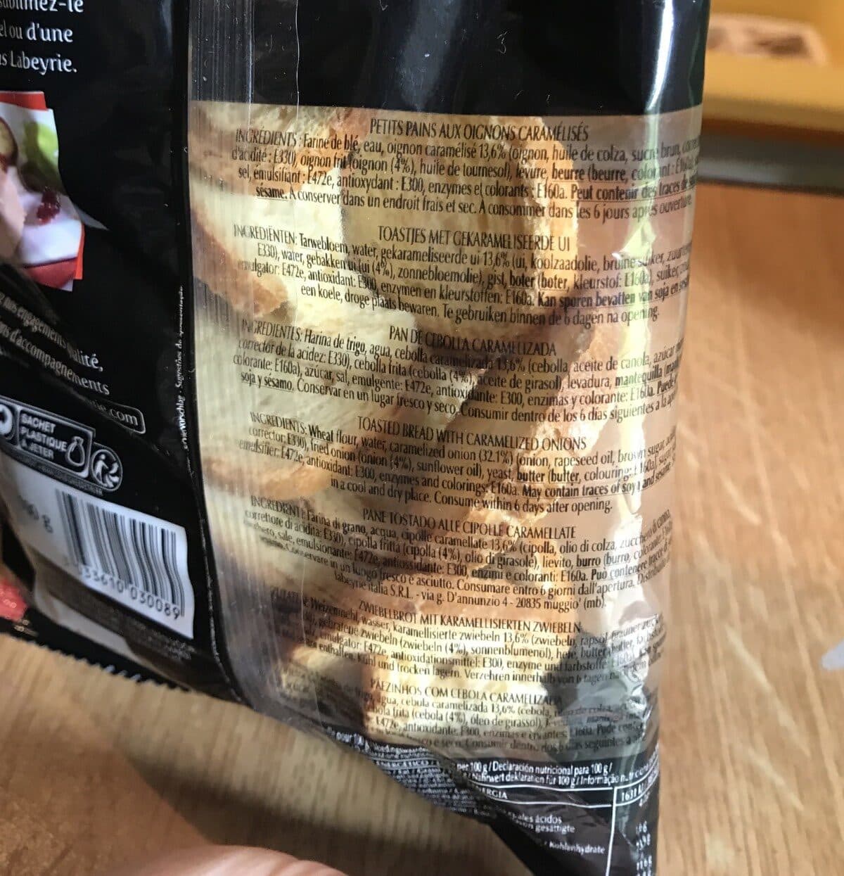 Labeyrie Petits pains aux oignons caramelises packshot
