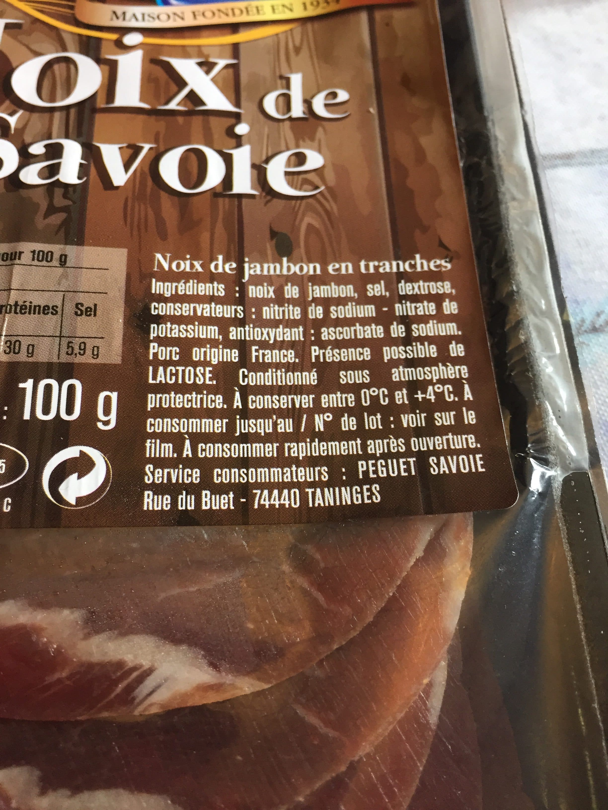 Peguet Noix de Savoie 8 tranches packshot