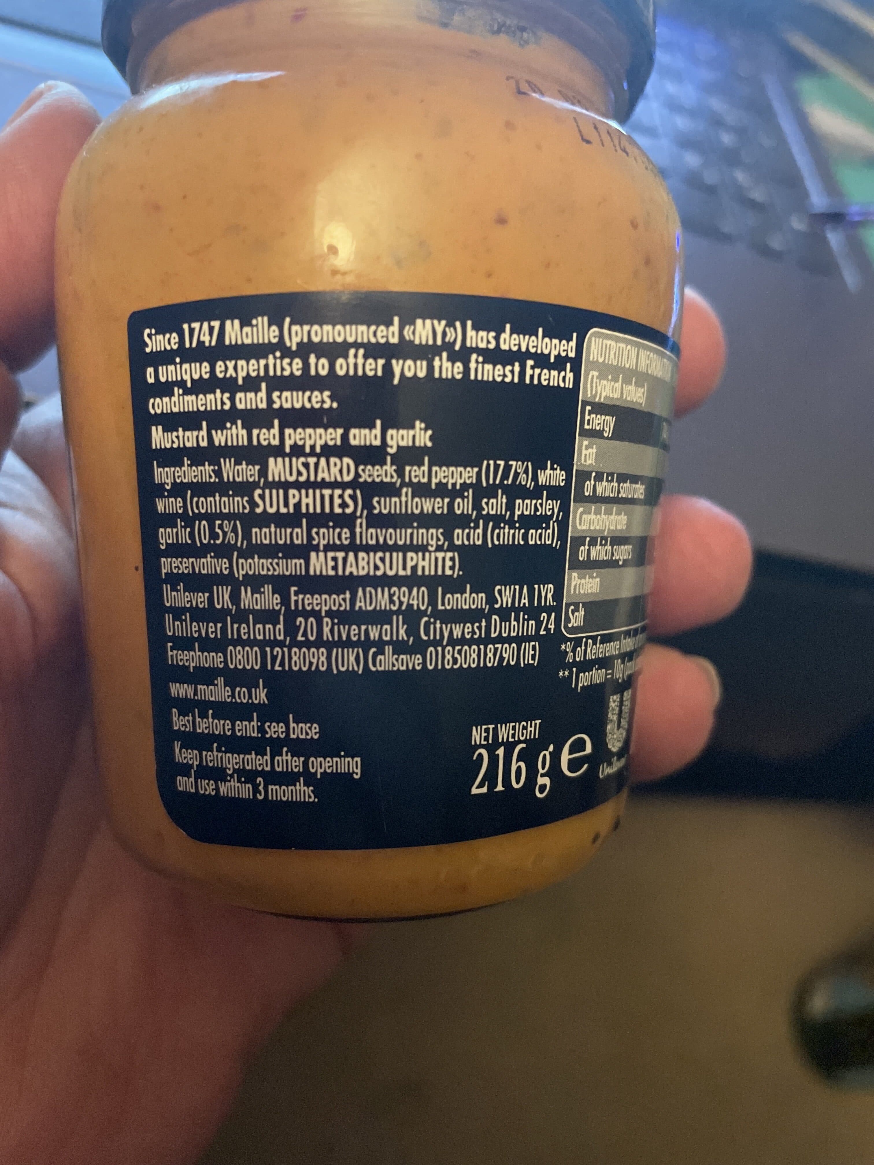 MAILLE Maille mustard with red pepper and garlic packshot
