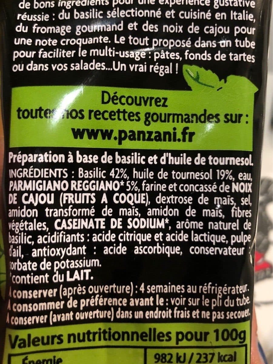 Panzani Panzani sauce tube pesto packshot