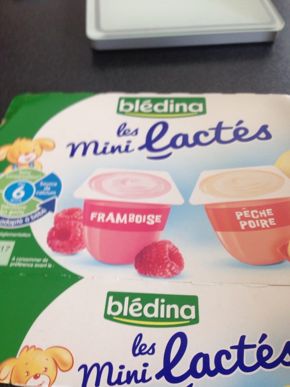 Bledina Bledilacte Aliments Infantiles Pot Plastique Framboise Ou Peche Ou Poire Standard 12CT Des 6 Mois Lisse Dessert Et Fruit packshot