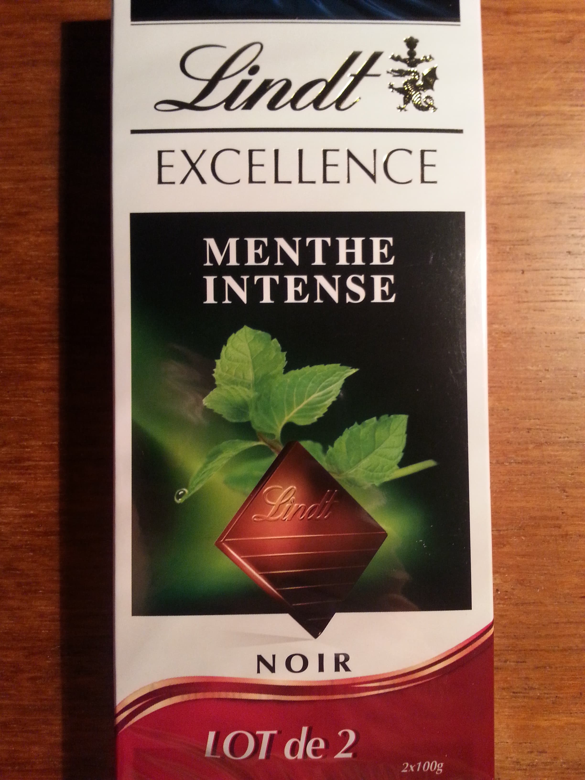 Lindt Excellence Menthe intense Noir packshot