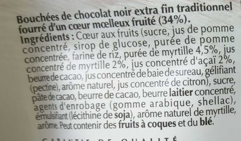 Lindt Sensation Fruit - Chocolat Noir - Myrtille & Açaï packshot