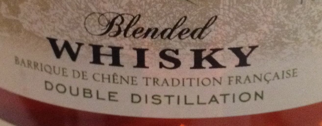 Main Fields Blended Whisky packshot