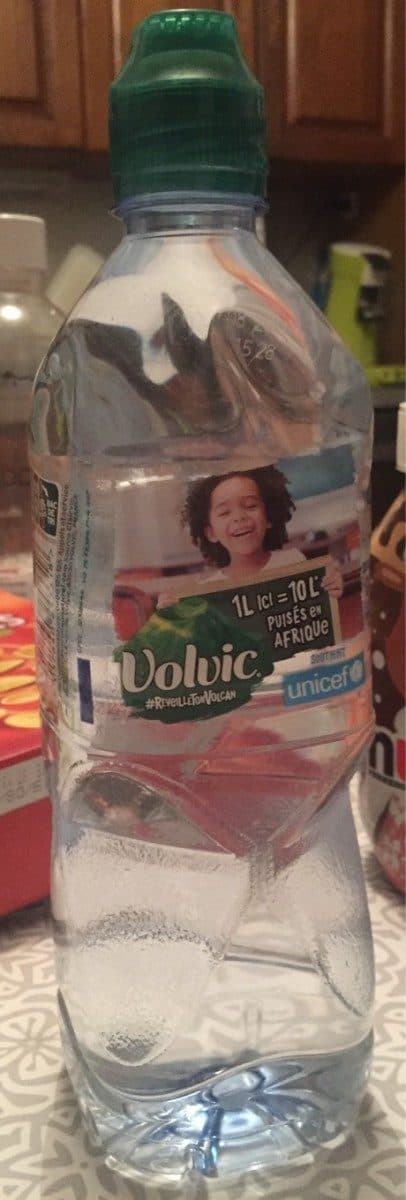Volvic Eau minérale packshot