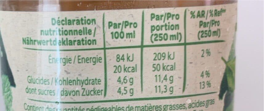 Volvic Volvic Tee Minze 50cl PET packshot