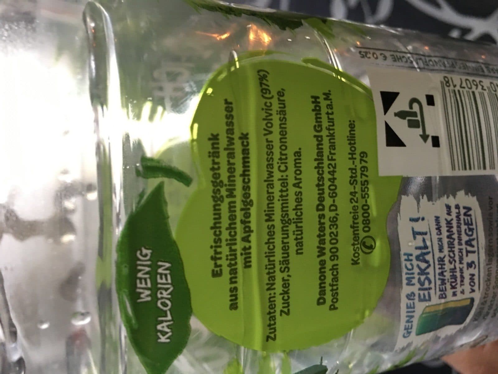 Volvic 3057640360718 packshot