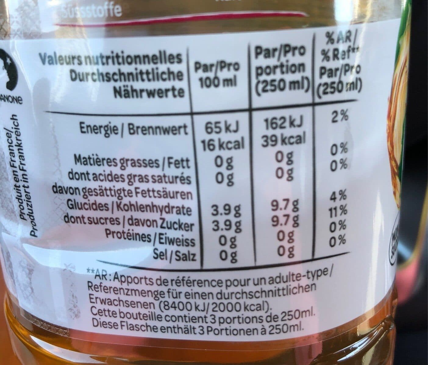 Volvic Volvic Tee Granatapfel 75cl PET packshot
