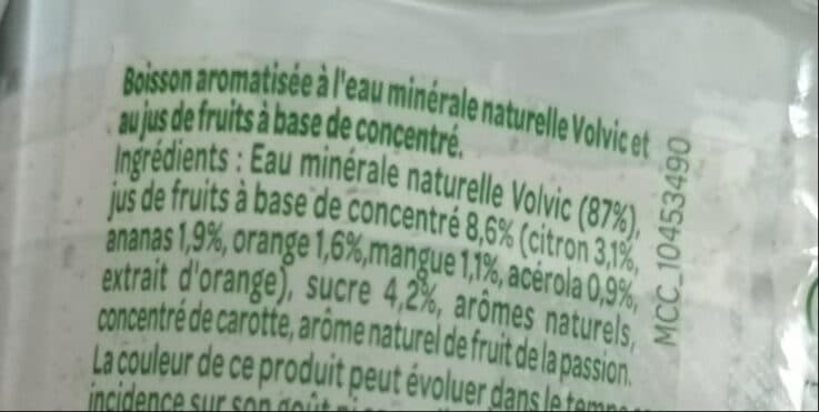 Volvic Juicy Fruits Exotiques packshot