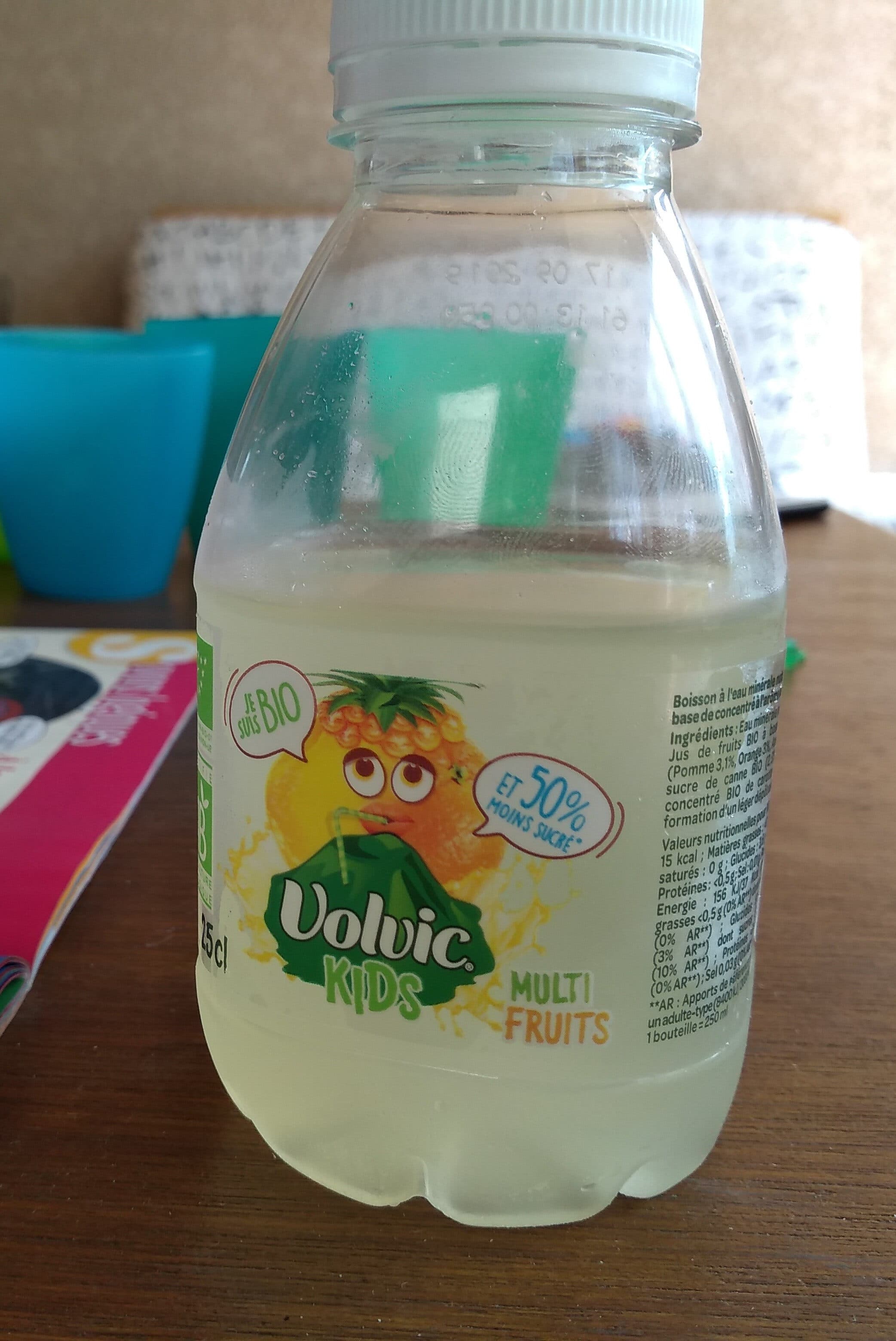 Volvic Volvic kids multi fruits packshot