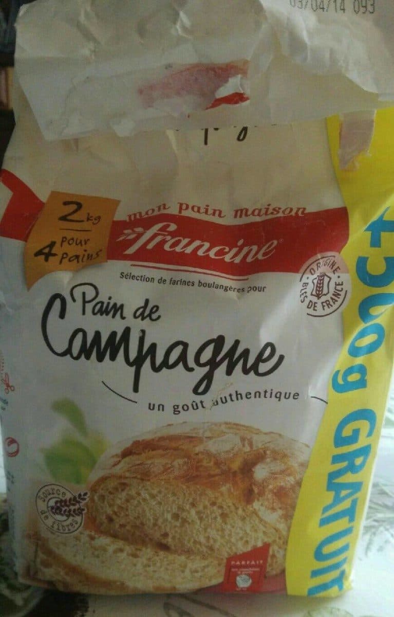 Francine Farine boulangère pour pain de campagne packshot
