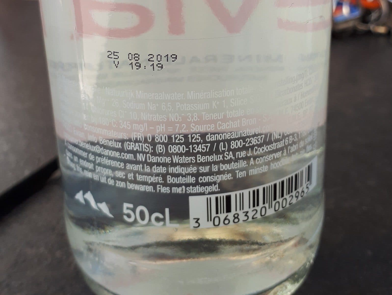 Evian Evian packshot