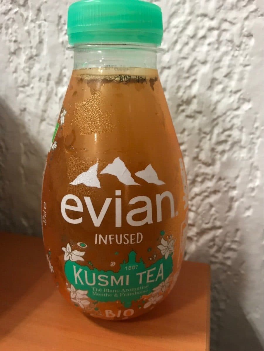 Evian infused Infused - Kusmi tea packshot