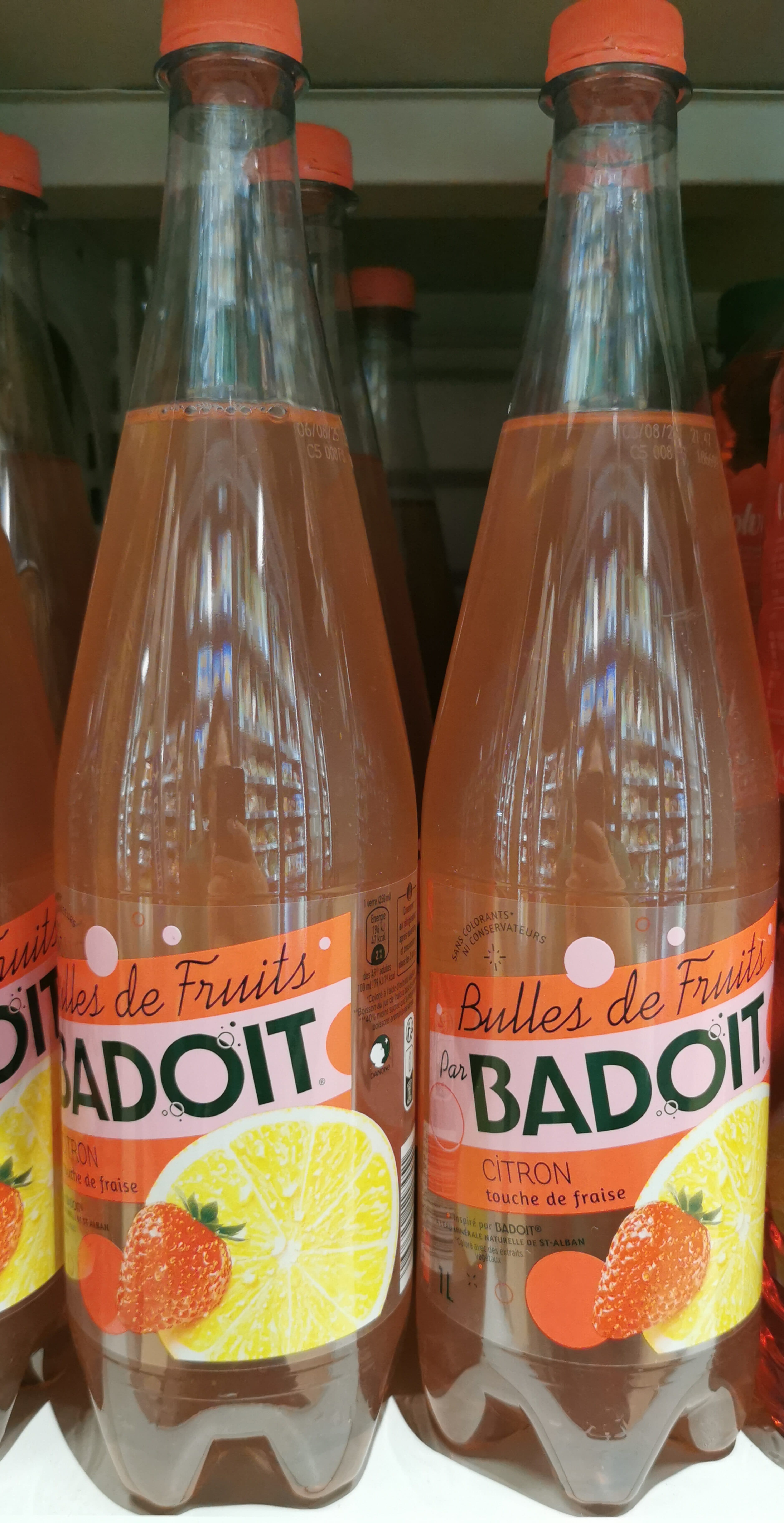 Badoit BULLES DE FRUITS CITRON FRAISE packshot