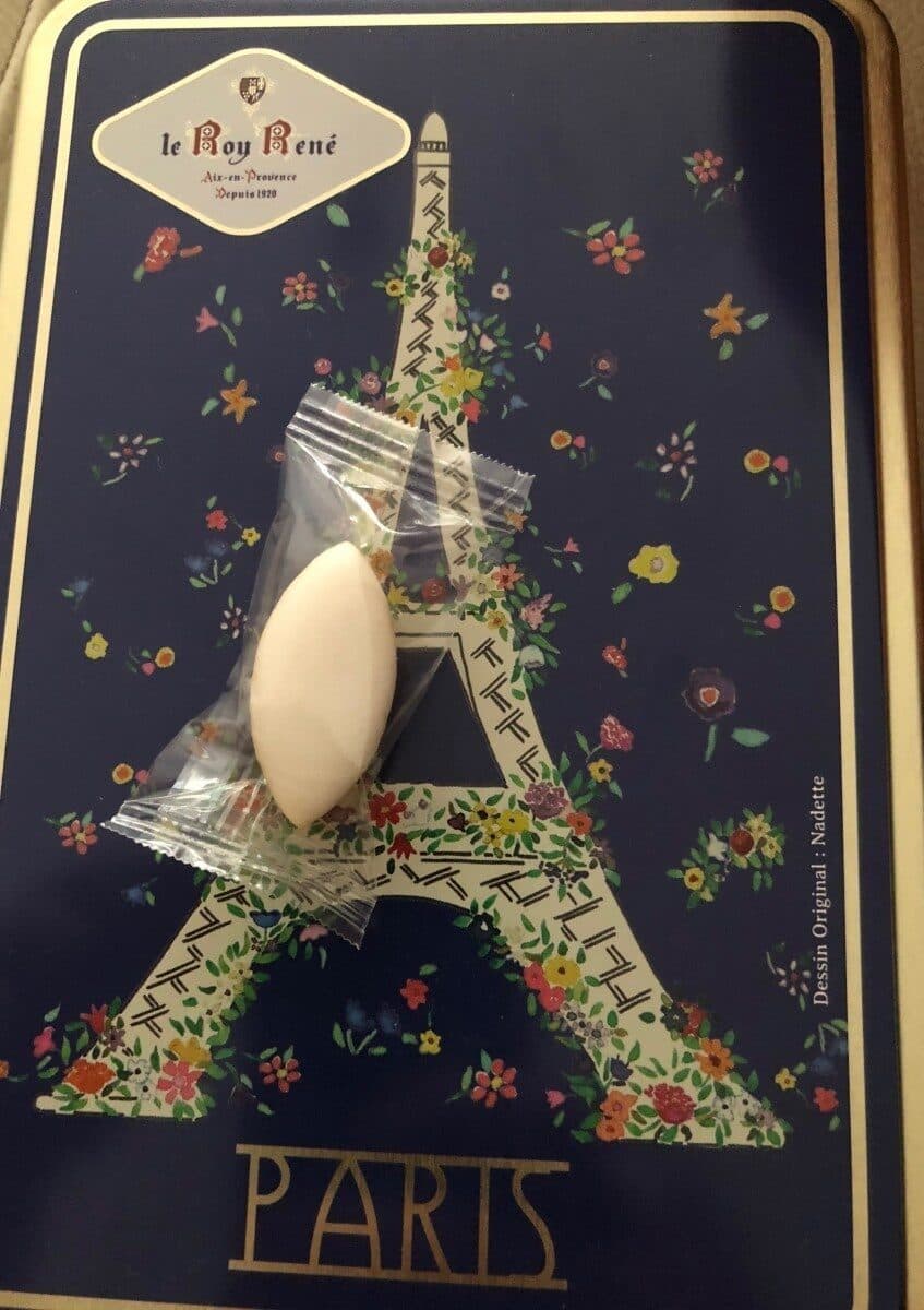 Le Roy René Calisson d'aix packshot