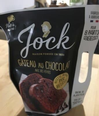 Jock Gâteau au chocolat avec des pépites packshot
