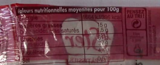 Le Ster Cake aux Raisins Secs et aux Fruits Confits packshot