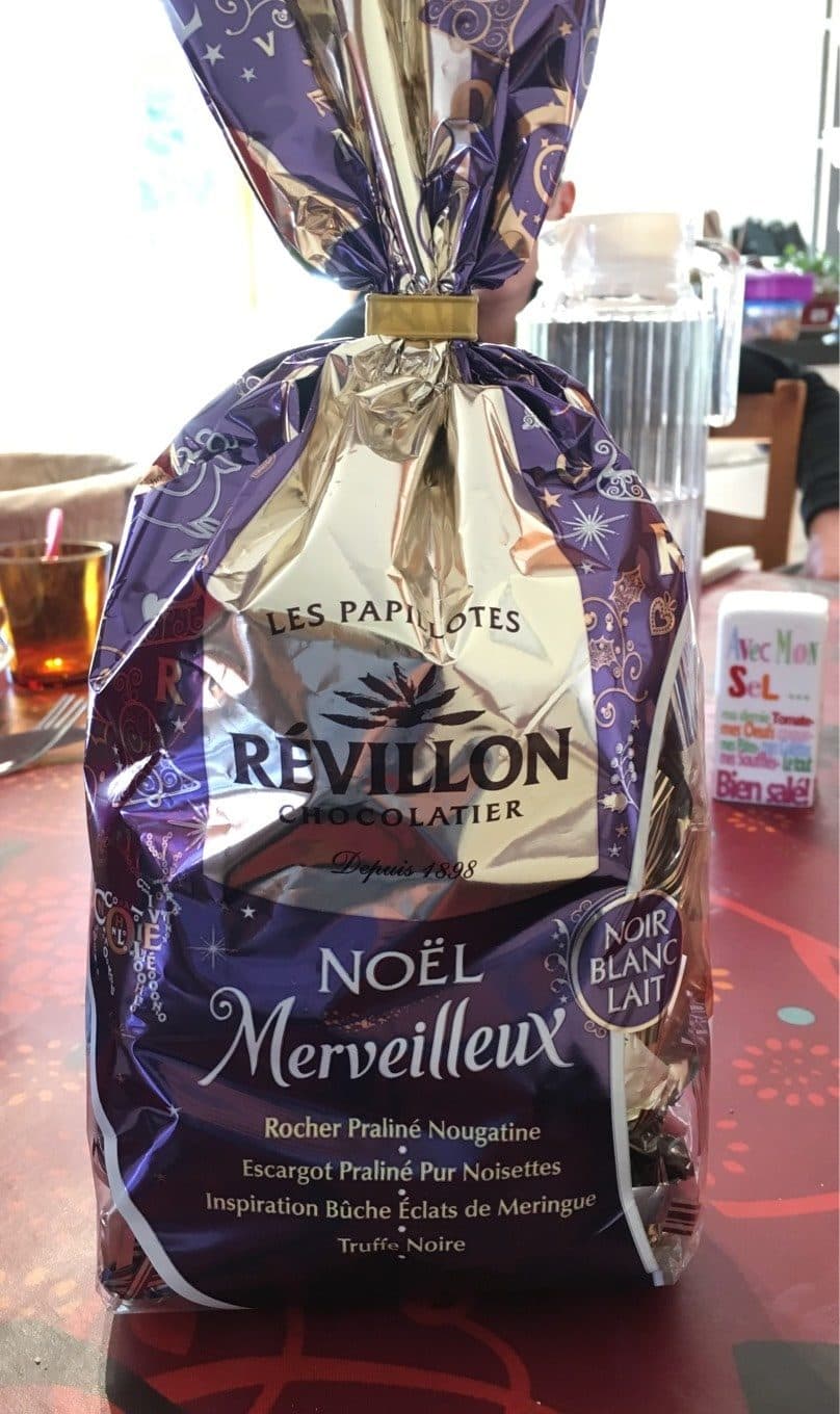 Revillon Chocolatier Papillotes Noel Merveilleux packshot