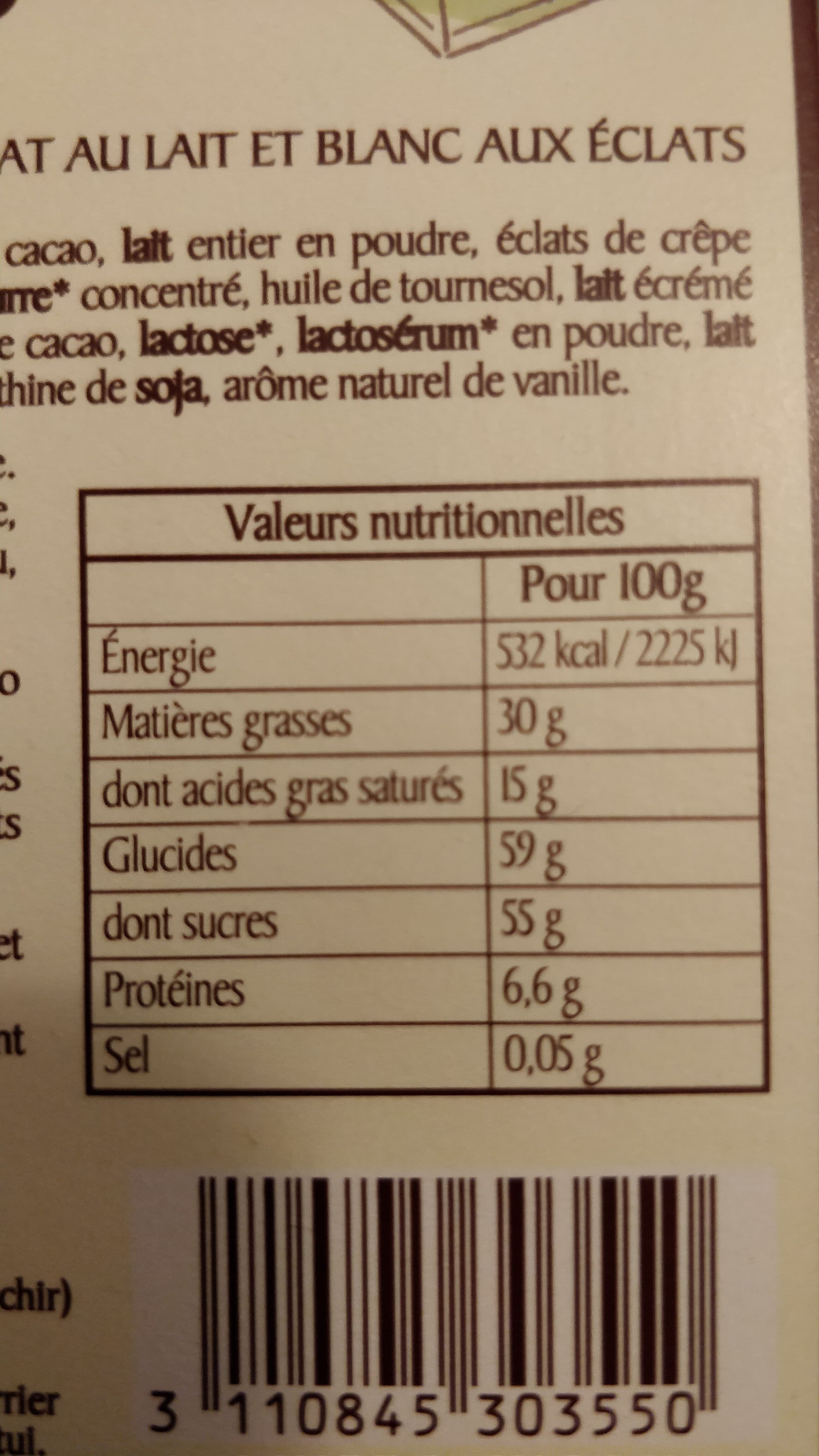 Révillon Friture lait et blanc aux éclats de crêpe dentelle packshot