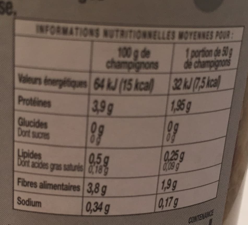 Borde Cèpes jambes et morceaux packshot